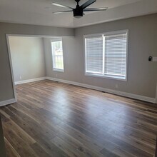 573 Anita Dr in Clarksville, TN - Building Photo - Building Photo