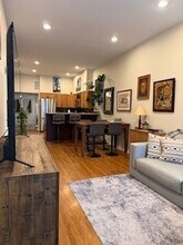 1255 N Honore St in Chicago, IL - Building Photo - Building Photo