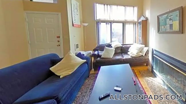 85 Brainerd Rd in Boston, MA - Foto de edificio - Building Photo