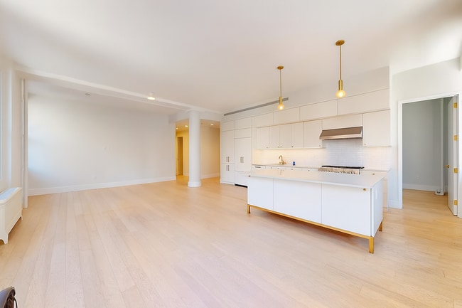 70 Mercer St, Unit 4W in New York, NY - Foto de edificio - Building Photo