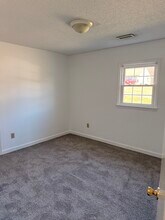 342 Mayse Rd in Forest City, NC - Foto de edificio - Building Photo