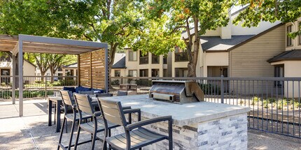 Wind Rush Apartments in Fort Worth, TX - Building Photo - Building Photo