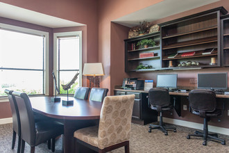 Terraces at Fall Creek in Humble, TX - Foto de edificio - Interior Photo