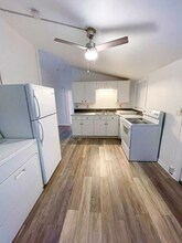 118 Sebrell Ave in Wilmington, NC - Building Photo - Building Photo