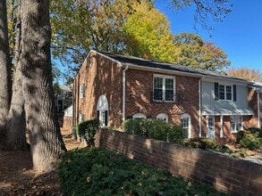 2317 Patriot Way in Greensboro, NC - Building Photo - Building Photo