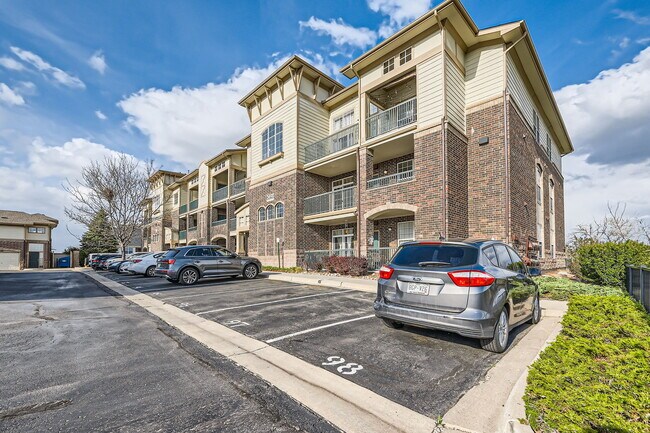 3890 S Dayton St, Unit 207 in Aurora, CO - Building Photo - Building Photo