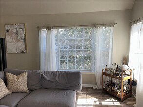 8925 Lee Vista Blvd in Orlando, FL - Building Photo - Building Photo