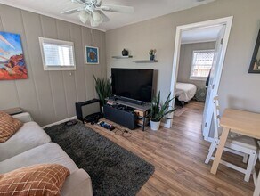 5150-5150 1/2 Bayard St in San Diego, CA - Building Photo - Building Photo