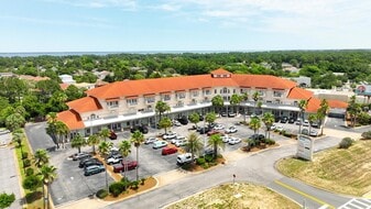 4507 Furling Ln, Unit 302 in Destin, FL - Building Photo