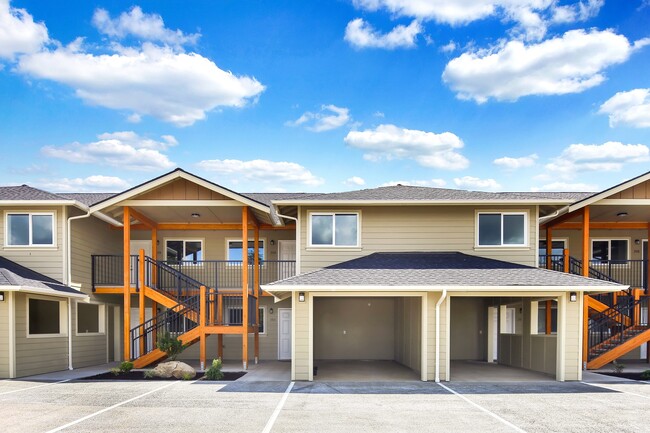 Depot Villas in Lynden, WA - Foto de edificio - Interior Photo