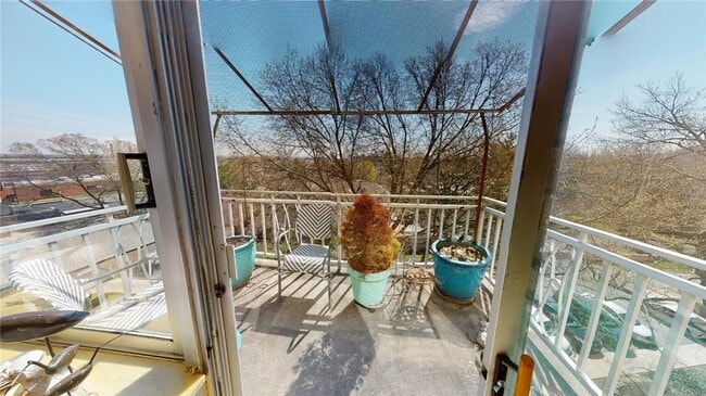 property at 1400 East Ave