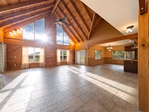 452 Lotawatah Dr in Burnsville, NC - Building Photo - Building Photo
