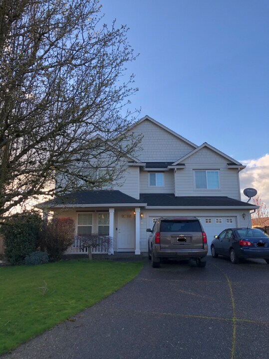 4118 NE 165th Ave in Vancouver, WA - Building Photo