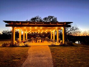 607 Blueberry Hill in Austin, TX - Building Photo - Building Photo