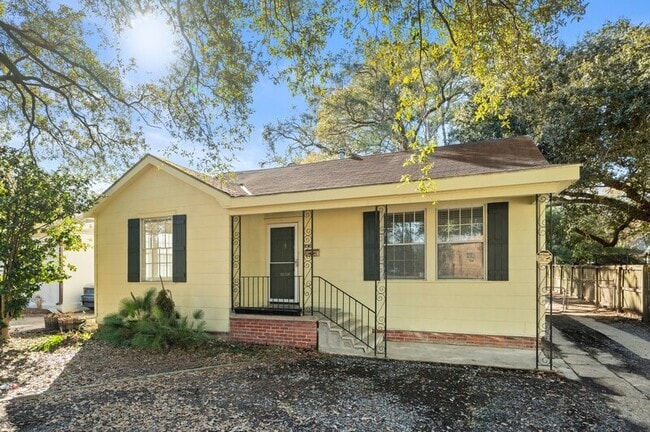 1630 College Dr in Baton Rouge, LA - Building Photo - Building Photo