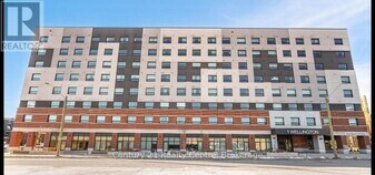 1 Wellington St in Brantford, ON - Building Photo