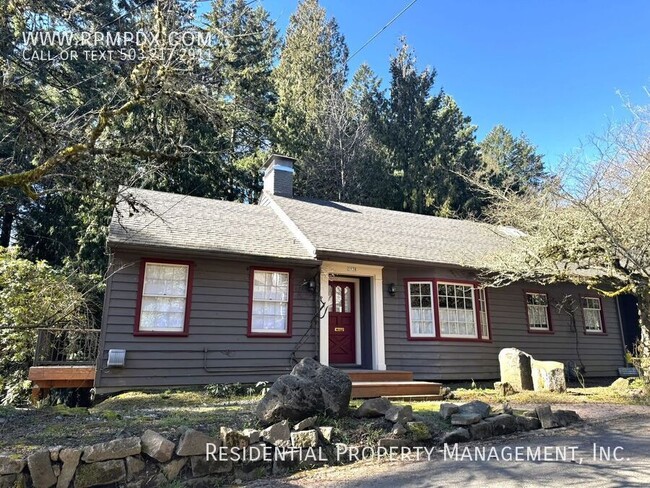 property at 1938 SW Edgewood Rd