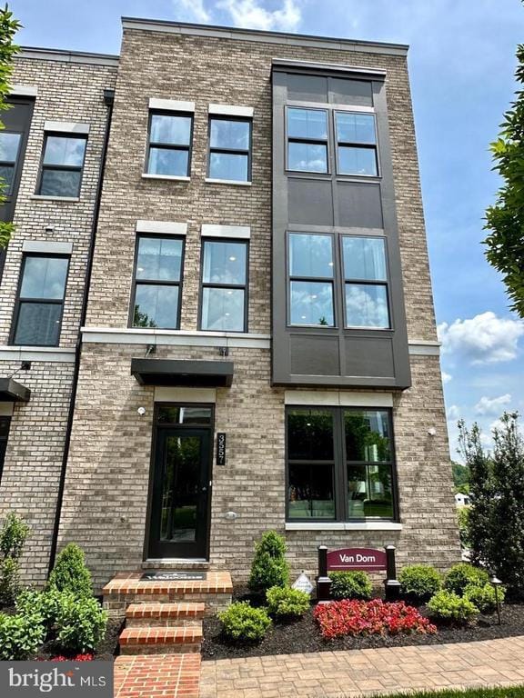 property at 3557 Worthington Blvd
