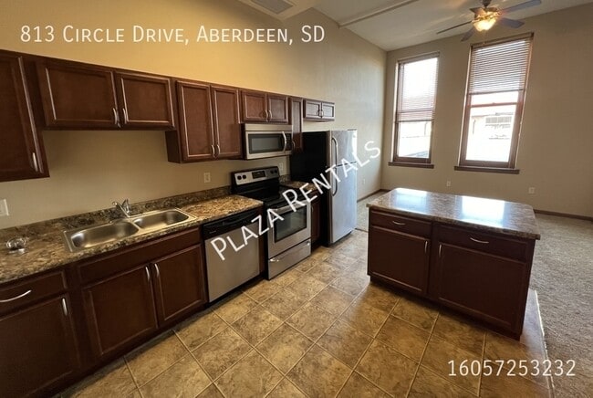 property at 214 S Kline St