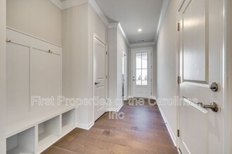 229 Brks Spgs Dr in Fort Mill, SC - Foto de edificio - Building Photo