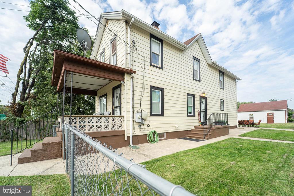 926 Church St in Baltimore, MD - Building Photo