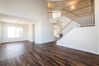 6431 W Crown King Rd in Phoenix, AZ - Foto de edificio - Building Photo