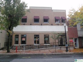 128 W 4th St in Bethlehem, PA - Building Photo