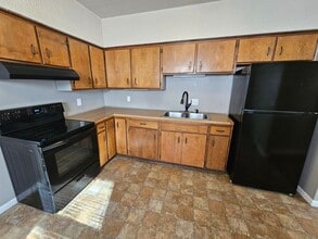 1118 N Adams St in Junction City, KS - Building Photo - Building Photo