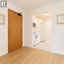 71 Vanier Dr in Kitchener, ON - Building Photo - Building Photo