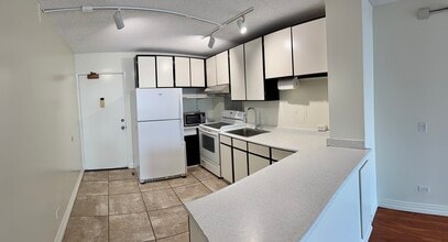 1520 Spreckels St, Unit Spreckels Street West in Honolulu, HI - Building Photo - Building Photo