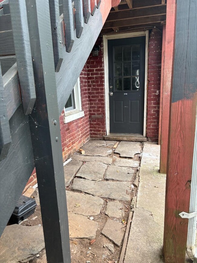 property at 301 Walnut St