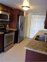 3928 SW 67th Way in Davie, FL - Building Photo - Building Photo