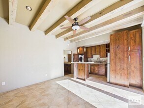 1614 City Lights St in Santa Fe, NM - Foto de edificio - Building Photo