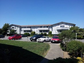 Chateau Chillon Apartments in Mill Valley, CA - Building Photo - Building Photo