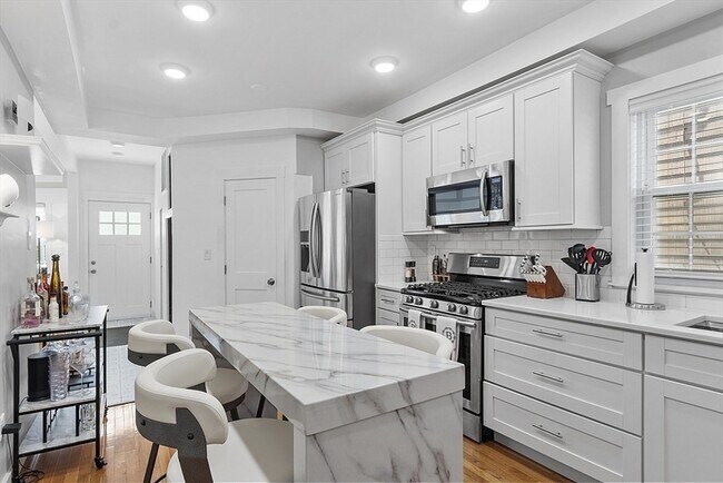 19 Conwell St in Somerville, MA - Building Photo - Building Photo