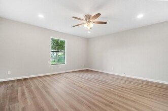 407 Lovera Blvd in San Antonio, TX - Building Photo - Building Photo