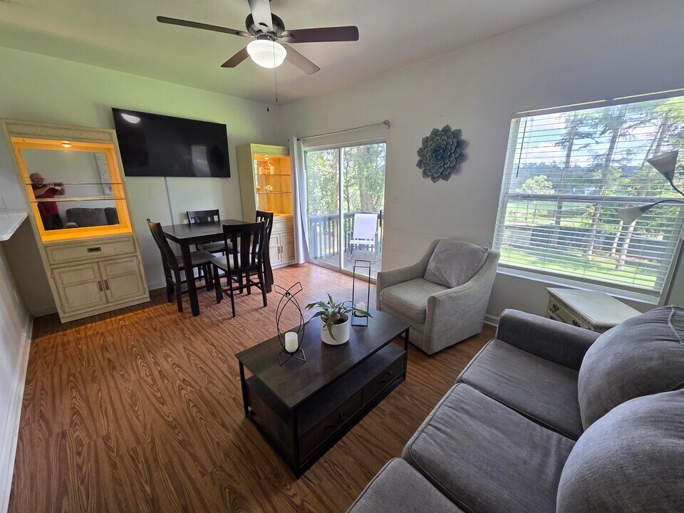 1660 Kay Ave in Tallahassee, FL - Building Photo