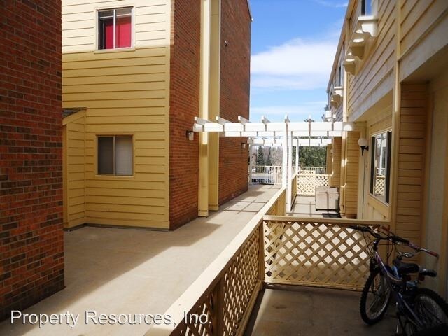 3161 Madison Ave-Unit -# Q213 in Boulder, CO - Building Photo
