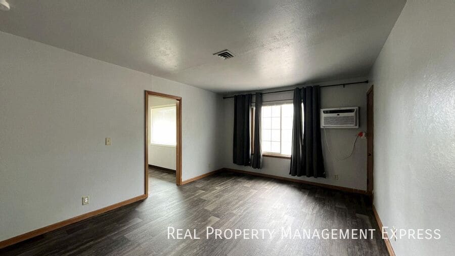 2 Bedroom Apartment located in Sioux Falls in Sioux Falls, SD - Building Photo