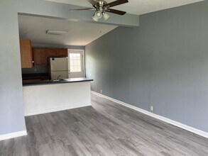 155 Tamarack Dr-Unit -155 Tamarack Dr Unit 3 in Johnson City, TN - Building Photo - Building Photo