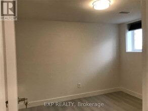 421 Woodcrest Ave in Oshawa, ON - Building Photo - Building Photo