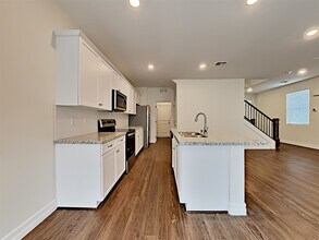 6131 Sierra Blue Ct in Las Vegas, NV - Building Photo - Building Photo