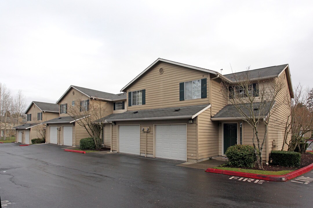 Walnut Park in Kent, WA - Building Photo