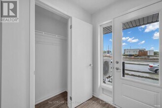 14 Matawin Ln in Richmond Hill, ON - Building Photo - Building Photo