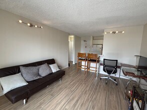 725 Piikoi St in Honolulu, HI - Building Photo - Building Photo