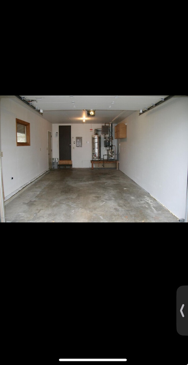 9043 Jewel Terrace St in Anchorage, AK - Building Photo - Building Photo