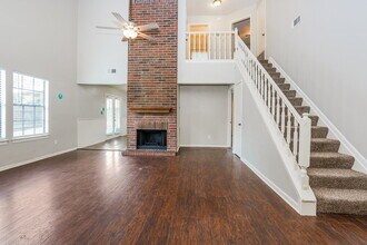 7715 Springville Dr in Houston, TX - Building Photo - Building Photo