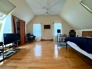 30 Lincoln Rd in Newton, MA - Building Photo - Building Photo