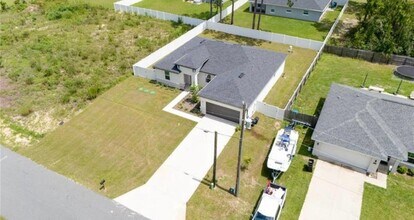 7439 SW 130th Ln in Ocala, FL - Building Photo - Building Photo
