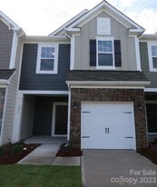 5211 Maynard Hl Dr in Monroe, NC - Building Photo